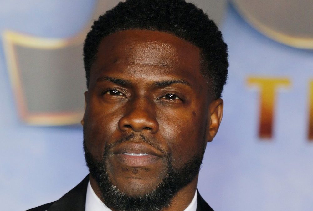 Kevin Hart nach sportlichem Übermut vorerst auf Rollstuhl angewiesen