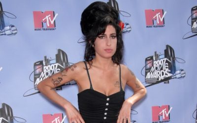 Familie bringt ein Buch über Amy Winehouse heraus