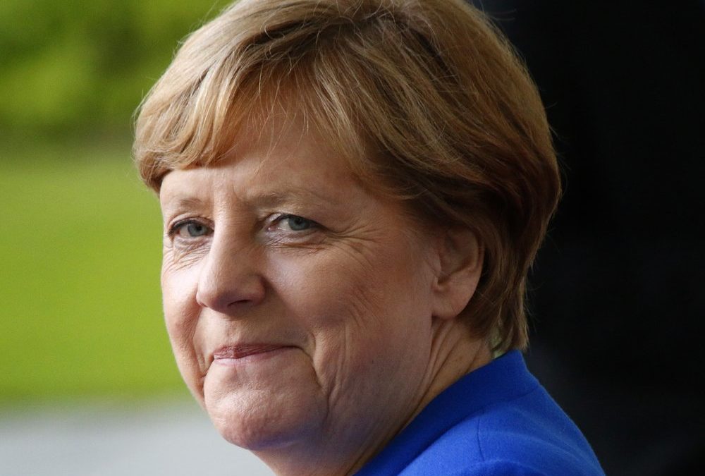 Angela Merkel gibt erstes TV-Interview nach ihrer Kanzlerschaft
