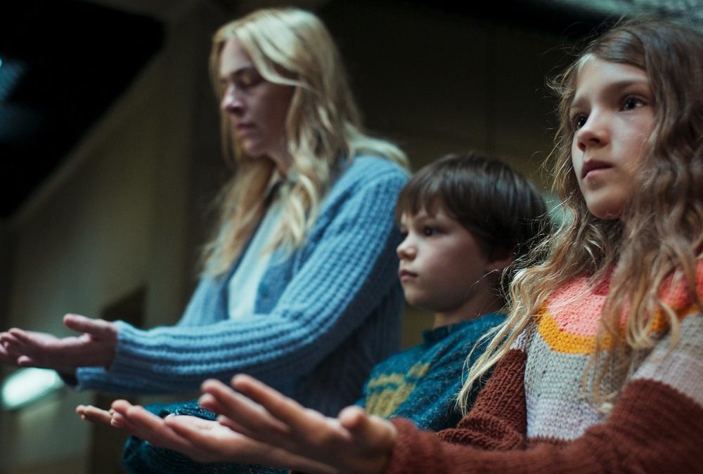 Deutsche Serie „Liebes Kind“ führt die weltweiten Netflix-Charts an