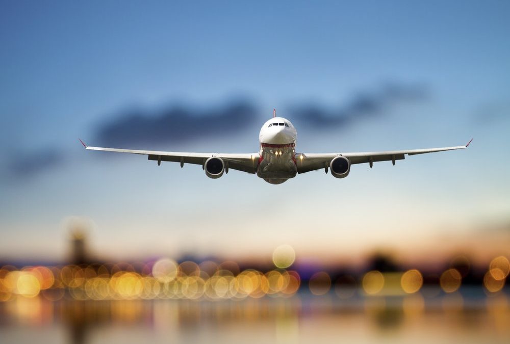 Flugreise-Hacks: Tipps und Tricks für entspanntes Fliegen