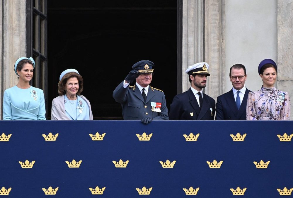 50 Jahre auf dem Thron: König Carl Gustaf grüßt vom Balkon