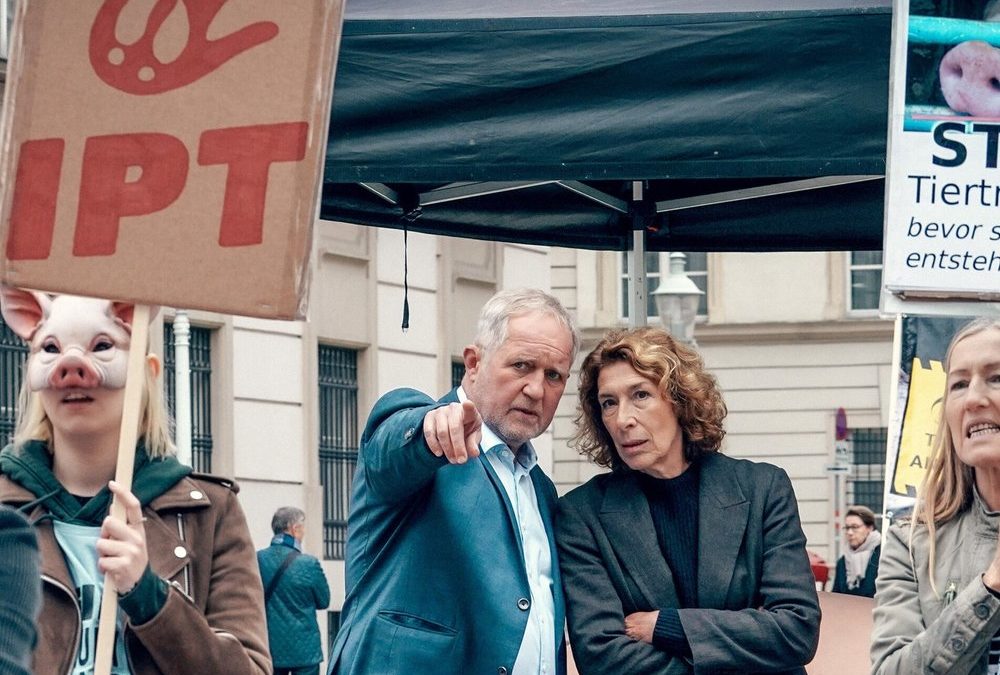 Wien-„Tatort“: Sind Hacker-Angriffe auf Schweinezüchter realistisch?