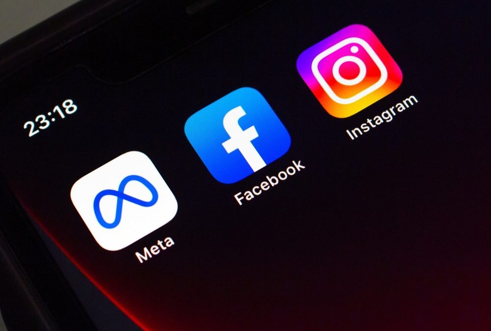 Nun kosten auch Facebook und Instagram: Was auf Nutzer zukommt
