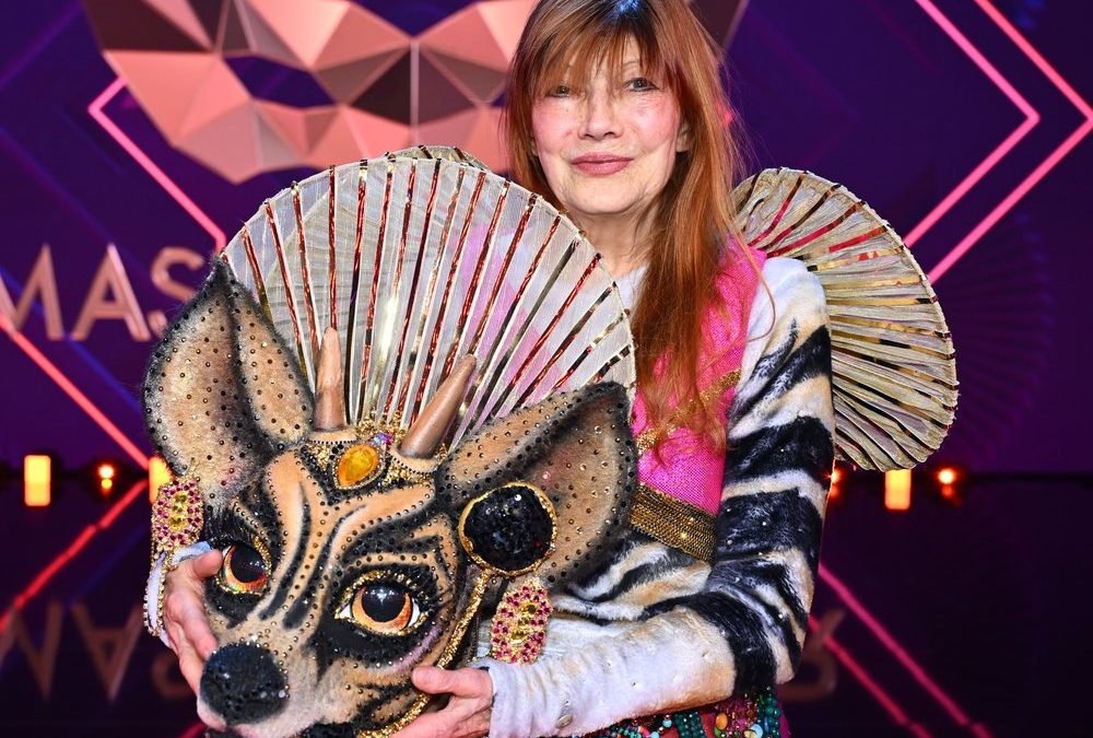 „The Masked Singer“: ESC-Legende Katja Ebstein als Okapi enttarnt