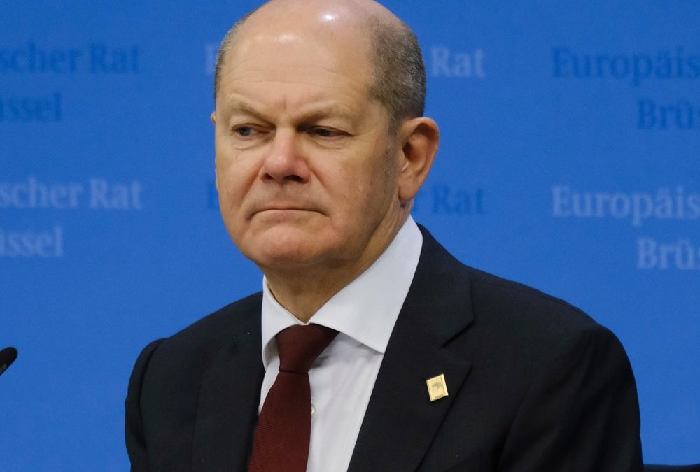 Bundeskanzler Olaf Scholz hat Corona