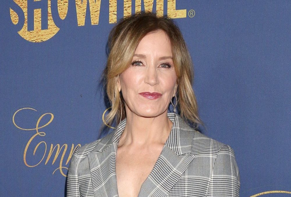 Felicity Huffman spricht über ihre Rolle im College-Aufnahmeskandal