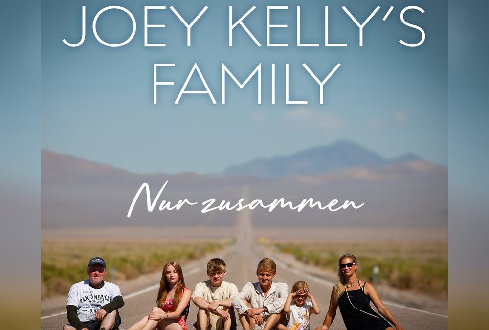 Joey Kelly veröffentlicht Song mit seiner Frau und den vier Kindern