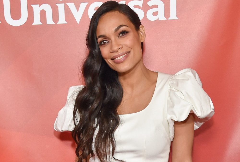 Rosario Dawson wird Oma – mit 44 Jahren