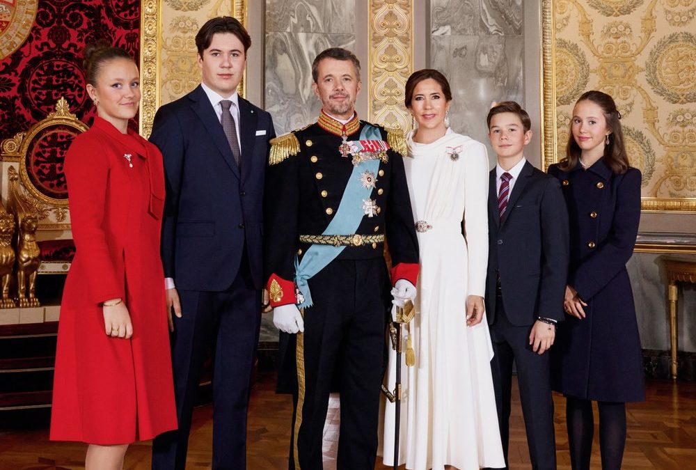 Dänischer Palast veröffentlicht offizielles Porträt der Königsfamilie