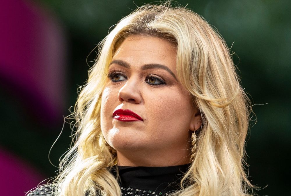 Kein Social Media! Kelly Clarkson spricht über ihre Erziehungsmethoden