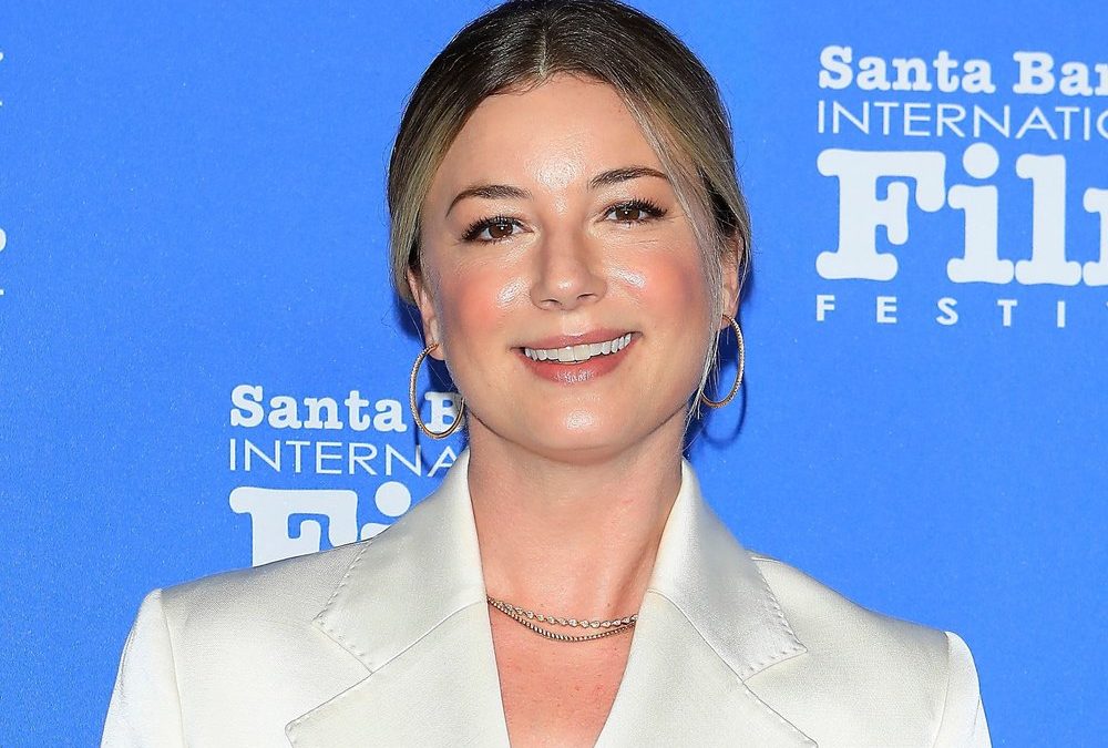 „Revenge“-Star Emily VanCamp wird zum zweiten Mal Mutter