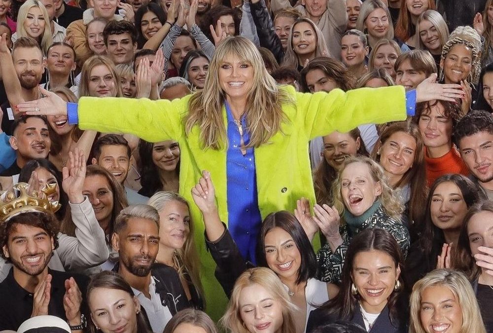 „GNTM“ 2024: Diese Gastjuroren begrüßt Heidi Klum