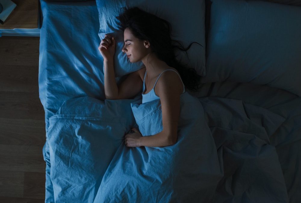 Schlafen Männer besser als Frauen? Schlafmythen im Check