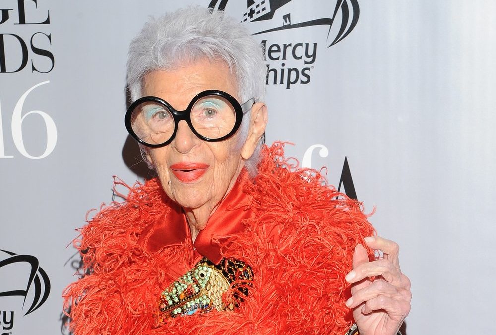 Iris Apfel: Lenny Kravitz, Lily Collins und mehr trauern um Modeikone
