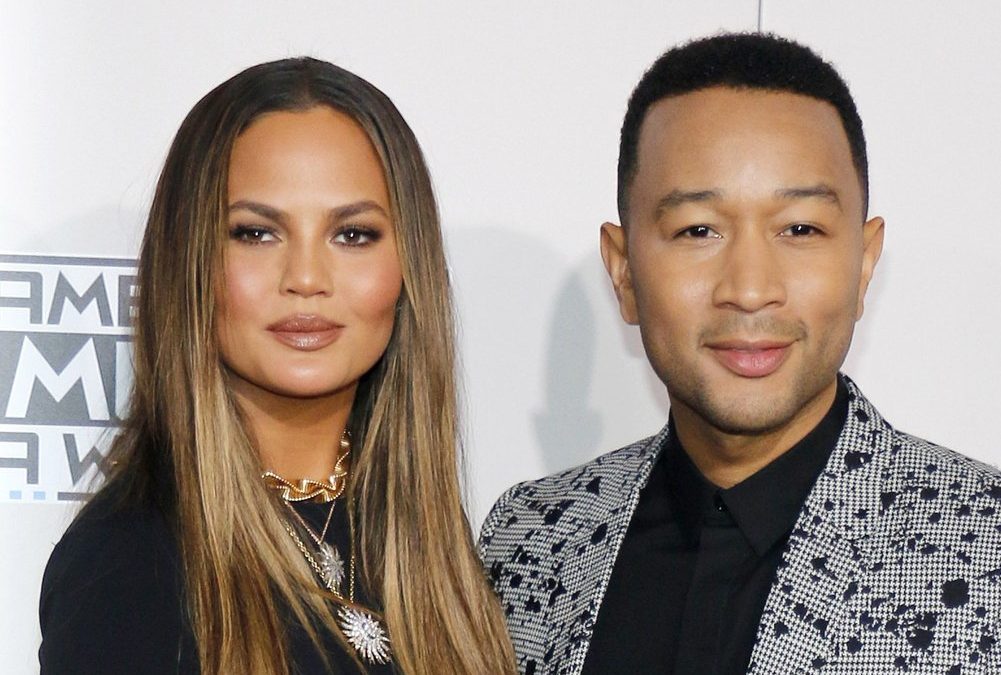 Chrissy Teigen: Familienurlaub in ihrer thailändischen Heimat