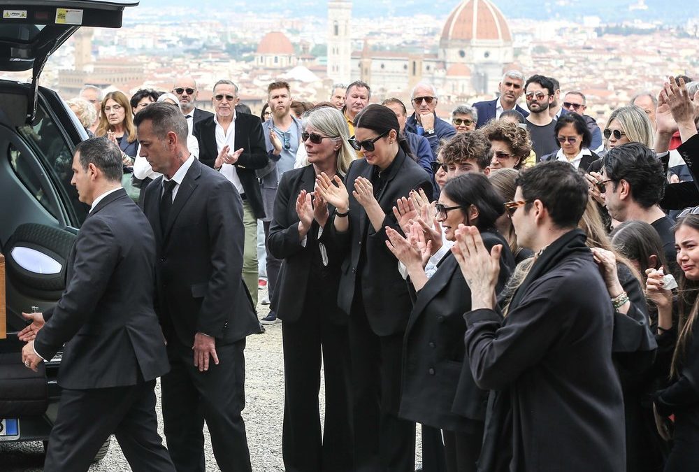 Trauer um Modeschöpfer: Roberto Cavalli in Florenz beigesetzt