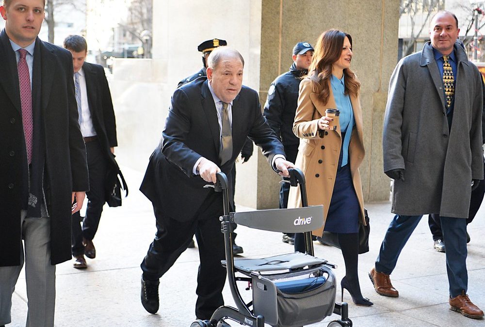 Vor Anhörung im Krankenhaus: Weinstein benötigt „ärztliche Hilfe“