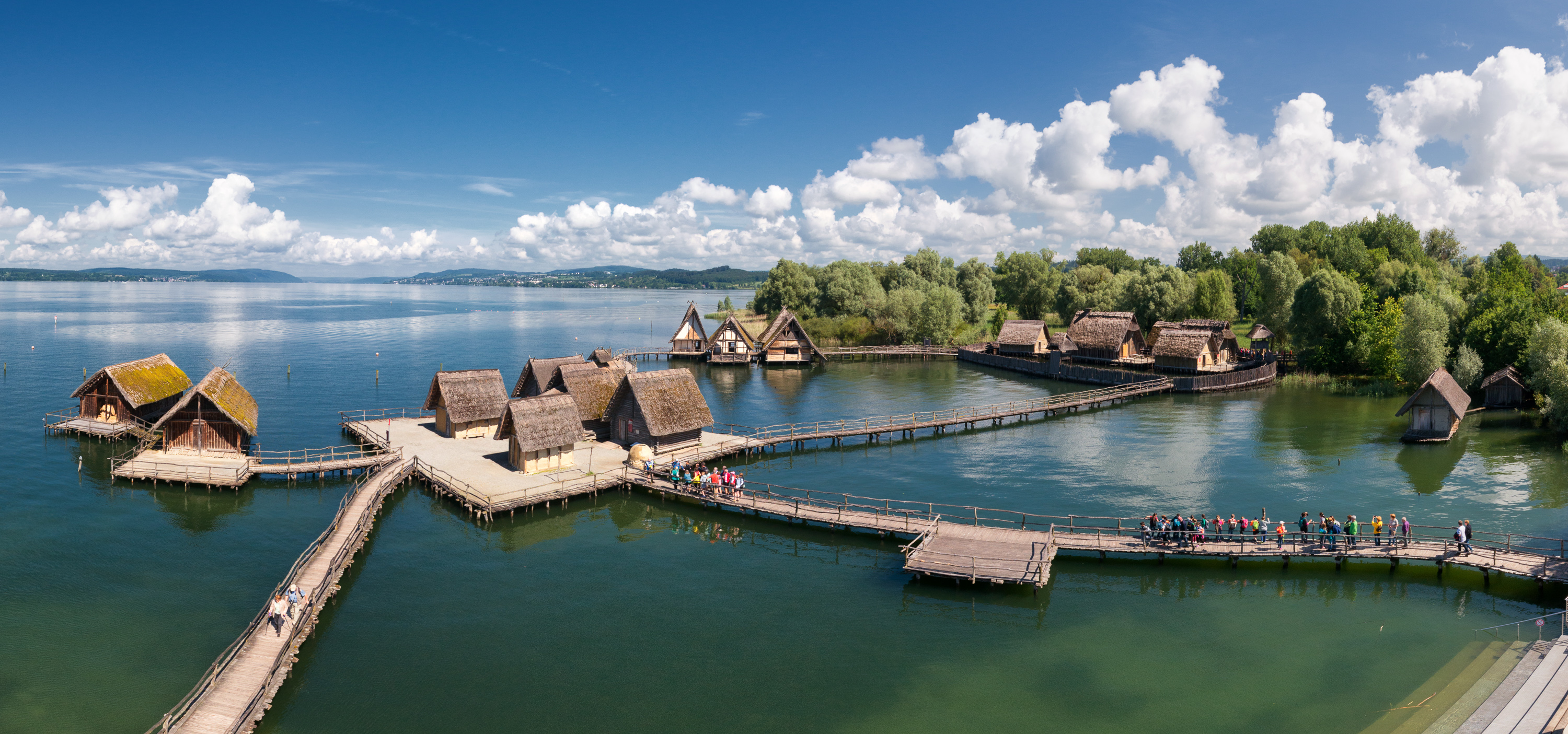 Pfingstferienprogramm in den Pfahlbauten am Bodensee – „Hausbau in der Steinzeit“