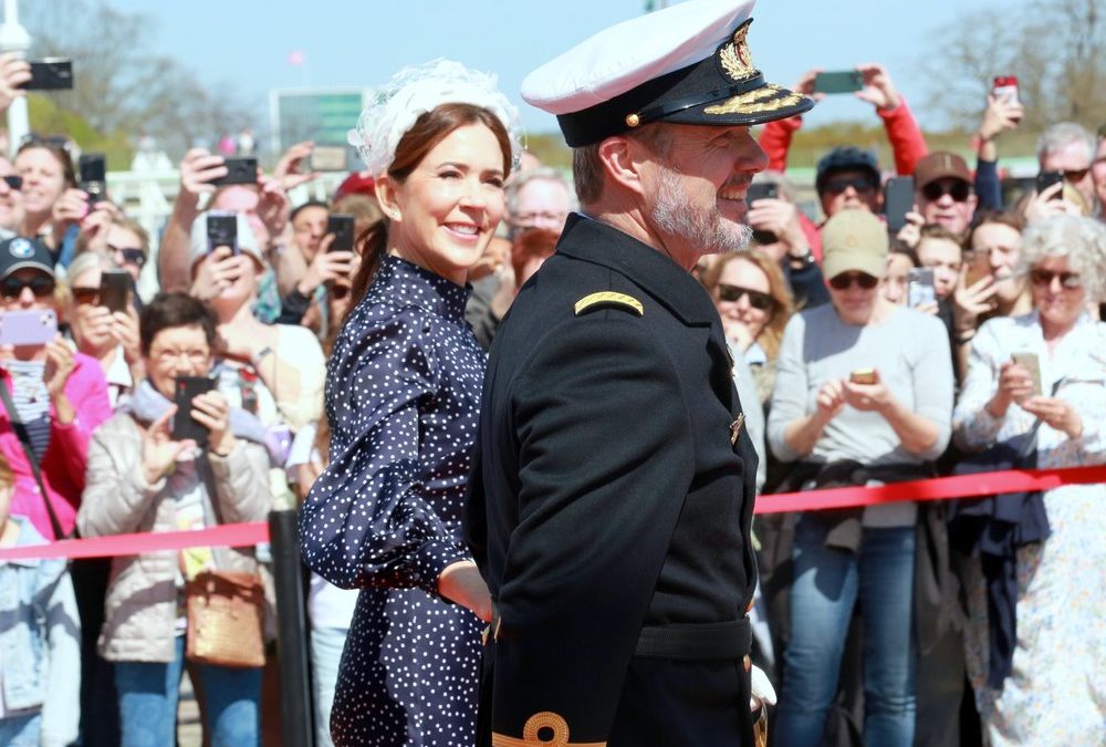 Frederik und Mary von Dänemark lächeln alle Krisengerüchte weg