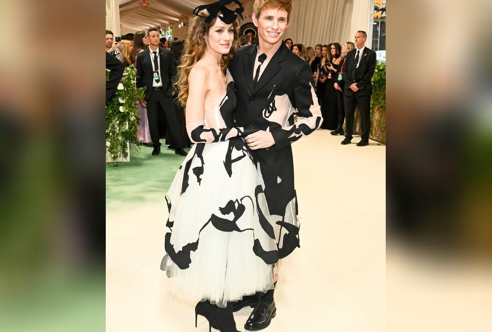 Eddie Redmayne und seine Frau im süßen Partnerlook bei der Met Gala