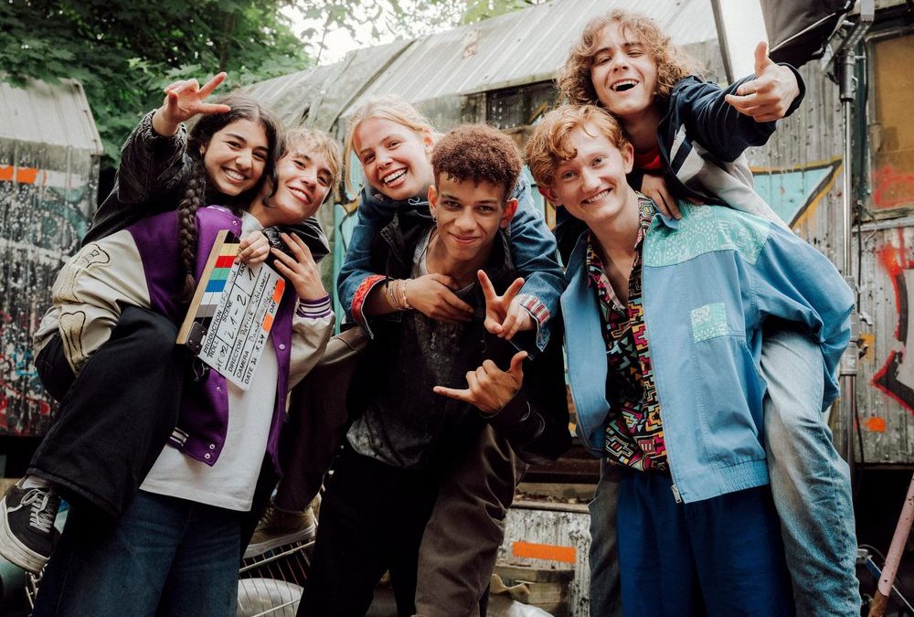 „Uferpark – Gute Zeiten, wilde Zeiten“: Drehstart für Teenager-Serie