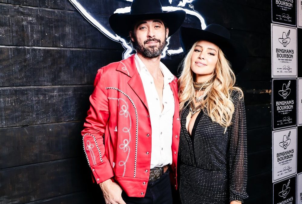 „Yellowstone“-Stars Ryan Bingham und Hassie Harrison haben geheiratet