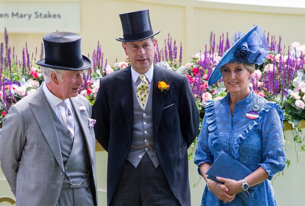 Ascot-Dresscode: Selbst für die royalen Fußknöchel gibt es Regeln