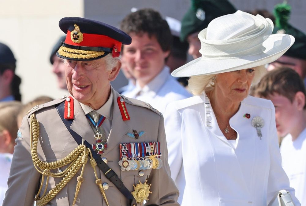 Gedenken an D-Day: Charles und Camilla sind in Frankreich angekommen