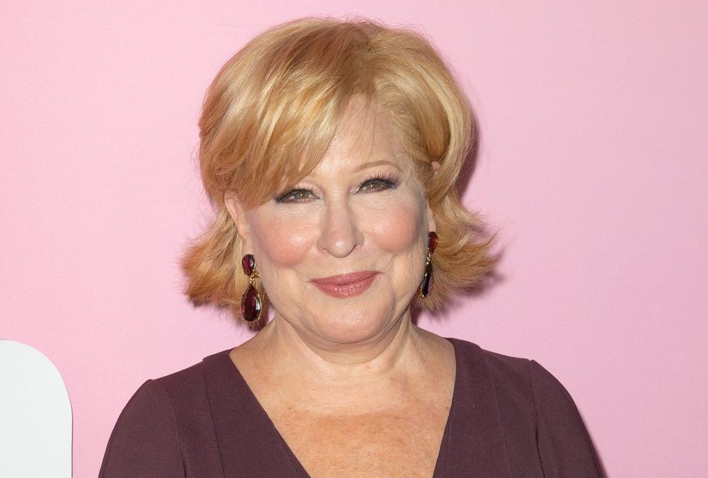 „The Fabulous Four“-Trailer zeigt Bette Midler als Braut