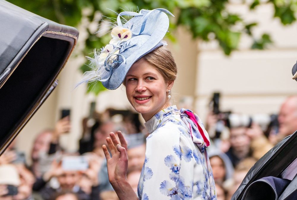 Lady Louise Windsor: Männlicher Begleiter sorgt für Spekulationen