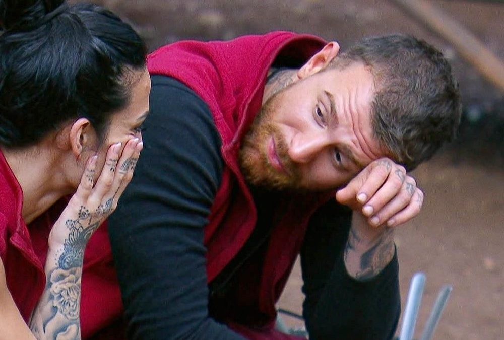 Falsche Massage: Will sich Giulia im Dschungelcamp nur einschleimen?
