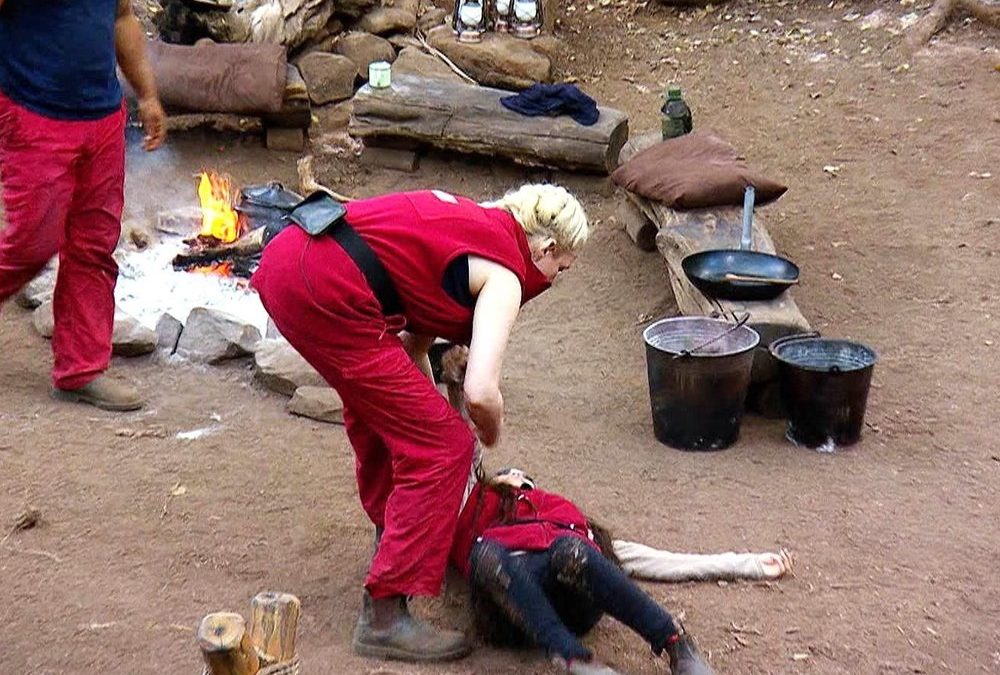 Kader Loth bricht im Dschungelcamp zusammen