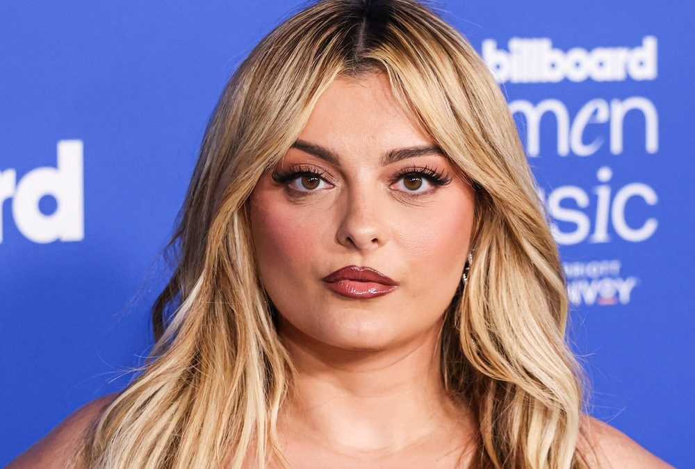 Bebe Rexha erhebt schwere Vorwürfe gegen Flughafenmitarbeiter