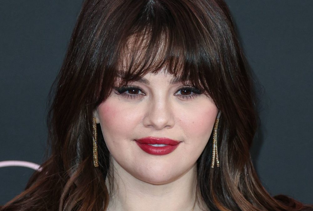 Süße Aktion: Selena Gomez überrascht Highschool-Volleyballteam