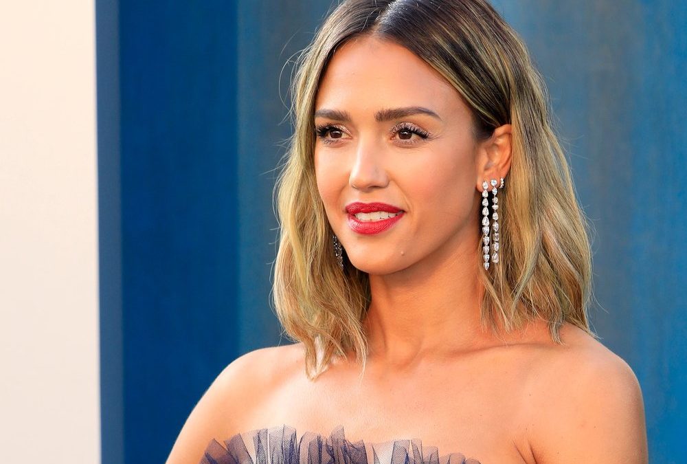 Besonderer Hauskauf: Jessica Alba rührt ihren Vater zu Tränen
