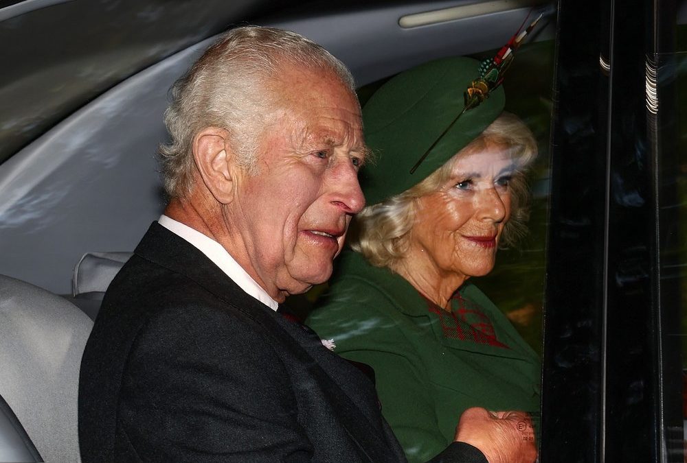 Charles besucht Gottesdienst an Todestag von Queen Elizabeth II.