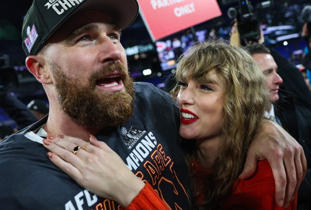 Taylor Swift und Travis Kelce: Ihre Lovestory wird zum Weihnachtsfilm