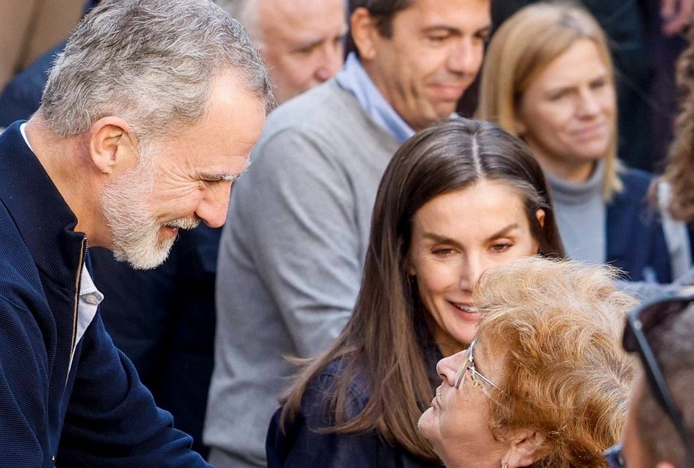 Spanisches Königspaar kehrt erstmals in Überschwemmungsgebiet zurück