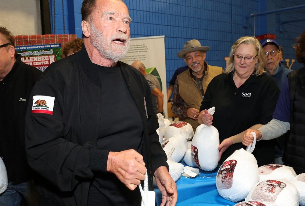 Seit drei Jahrzehnten: Arnold Schwarzenegger spendet erneut Truthähne