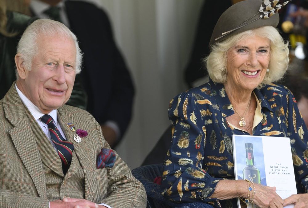 König Charles und Königin Camilla wollen einen neuen Vierbeiner