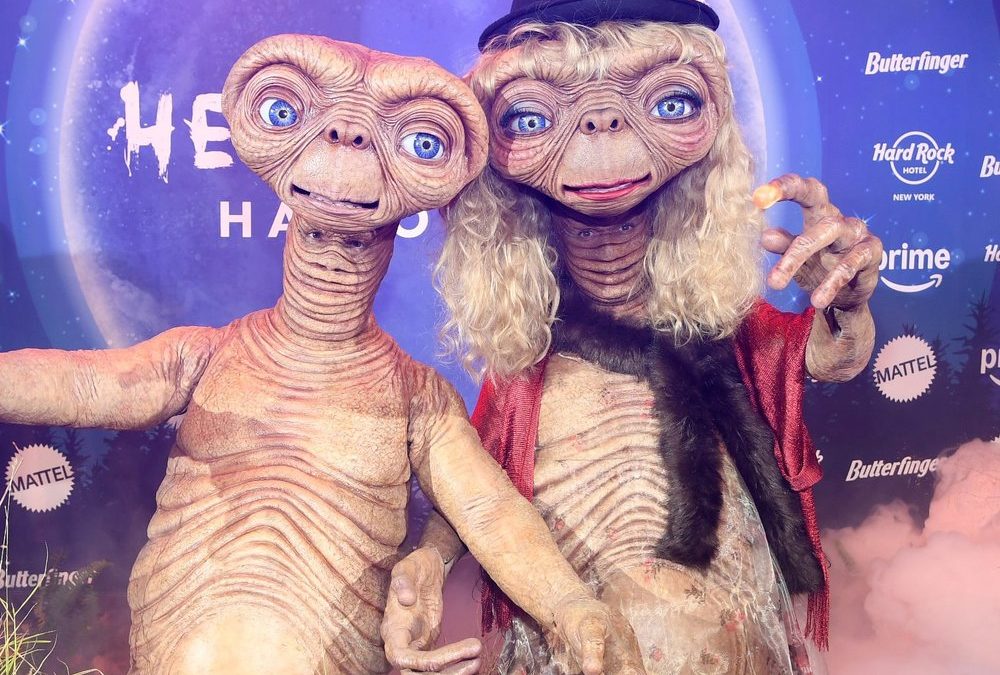 Halloween-Kostüm: Heidi Klum begeistert als Außerirdischer E.T.