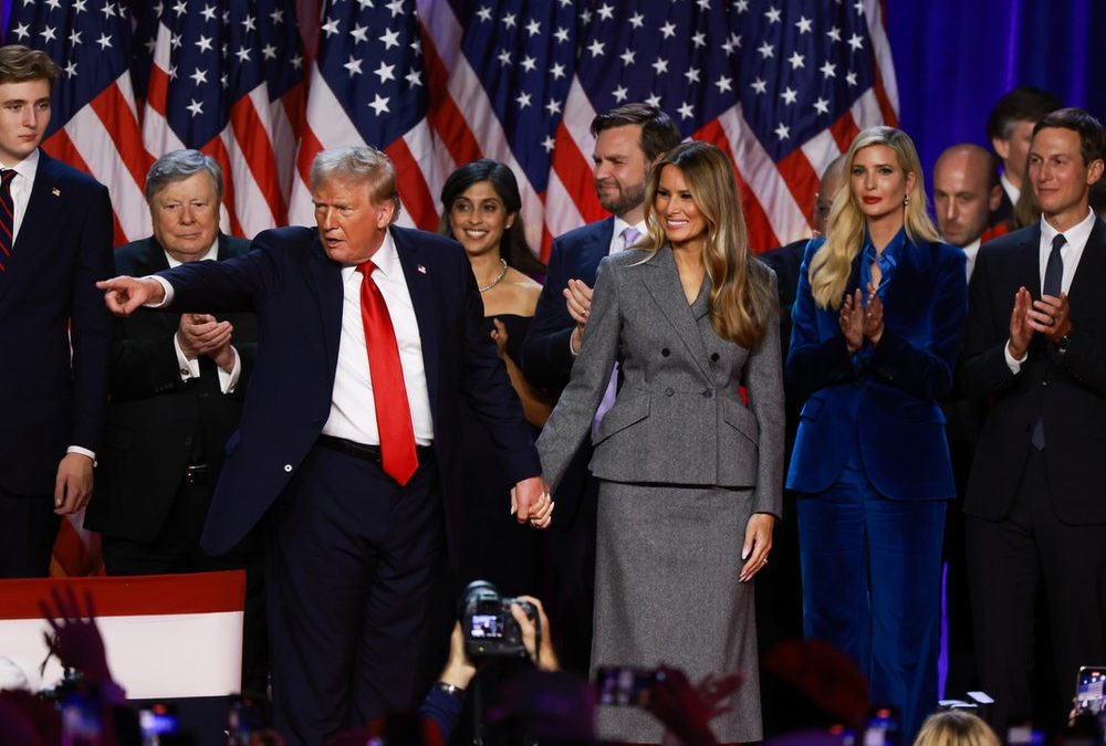 Im Triumph vereint: Trump-Clan jubelt gemeinsam in Florida