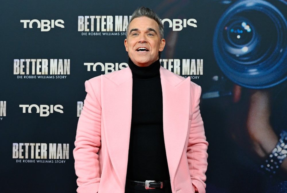 Robbie Williams: Entertainer feiert „Better Man“-Premiere in Köln