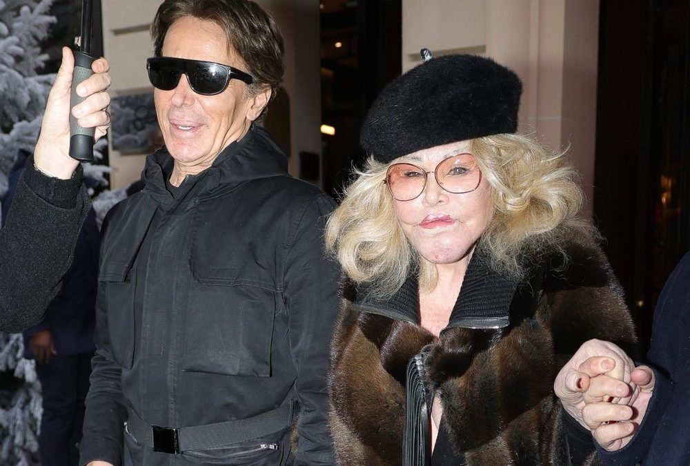 „Katzenlady“ Jocelyn Wildenstein streitet Schönheits-OPs weiter ab