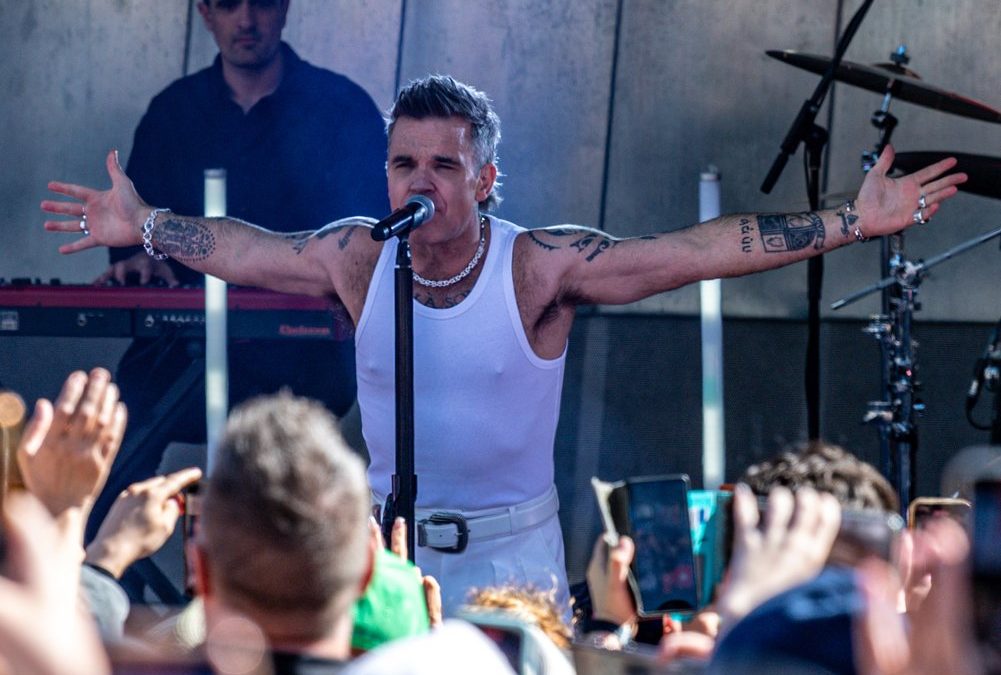 Großer Andrang: Robbie Williams spielt kostenlose Show in Melbourne