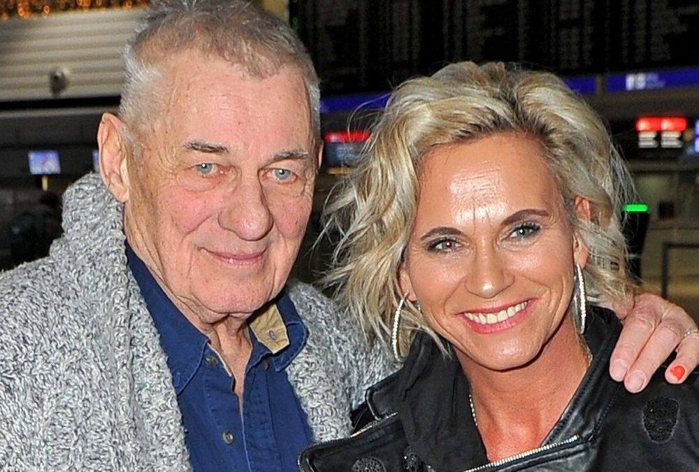 Gänsehaut-Video beweist: Heinz Hoenig wagt die ersten Schritte