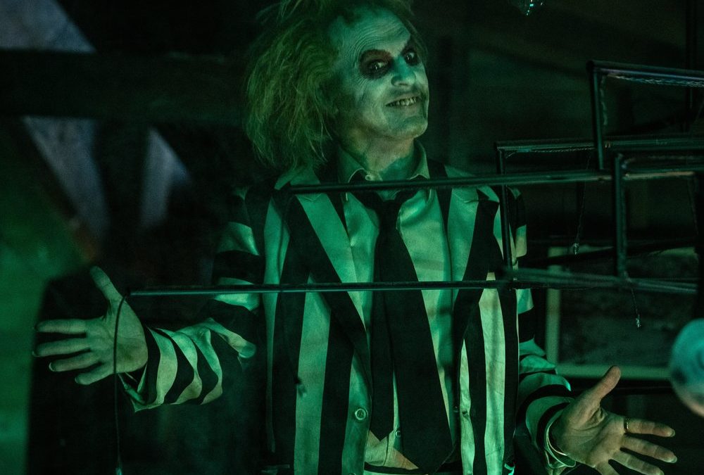 „Beetlejuice Beetlejuice“ im Heimkino: Ein Fest für Burton-Nostalgiker