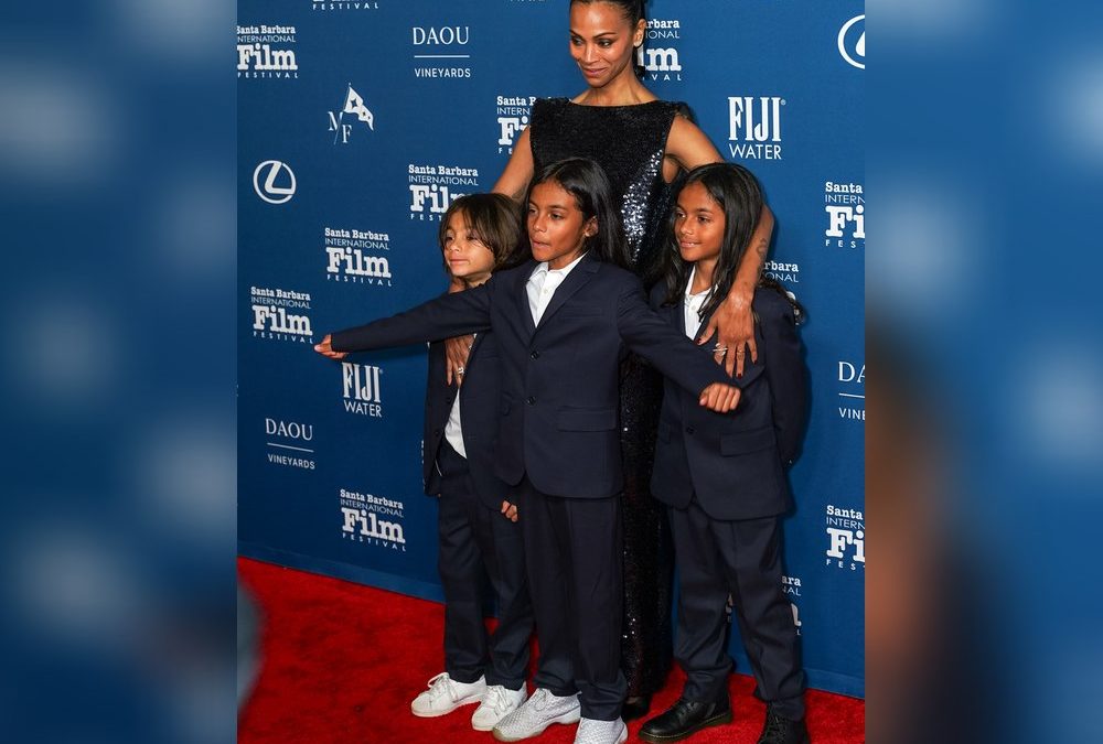 Familiensache: Zoe Saldana mit ihren Söhnen auf dem roten Teppich