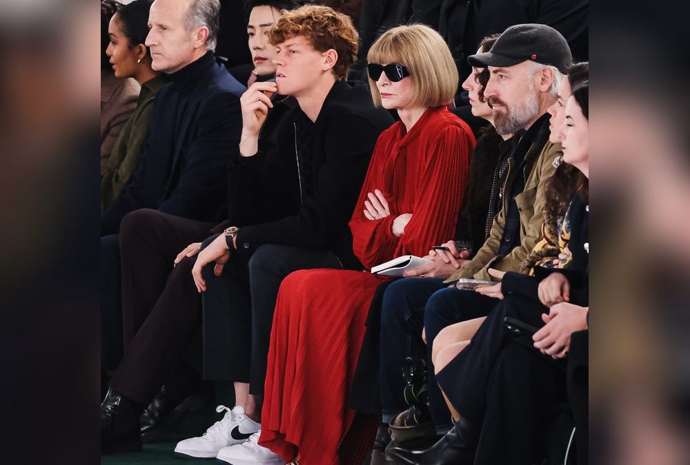 Jannik Sinner verbringt seine Doping-Sperre auf der Fashion Week
